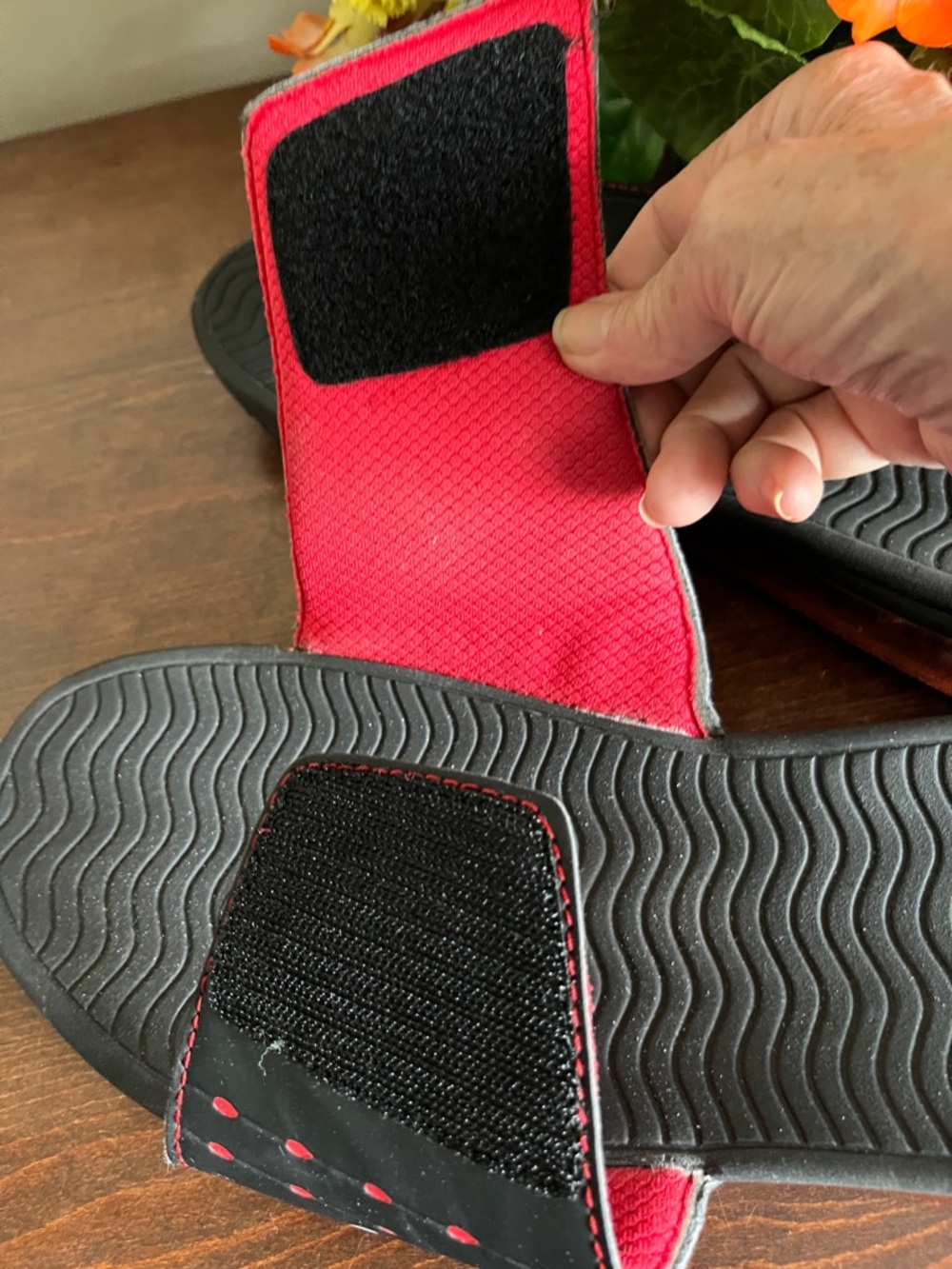 Men's Adjustable Black Slide Sandals with Red Accents - Picture 7 of 7